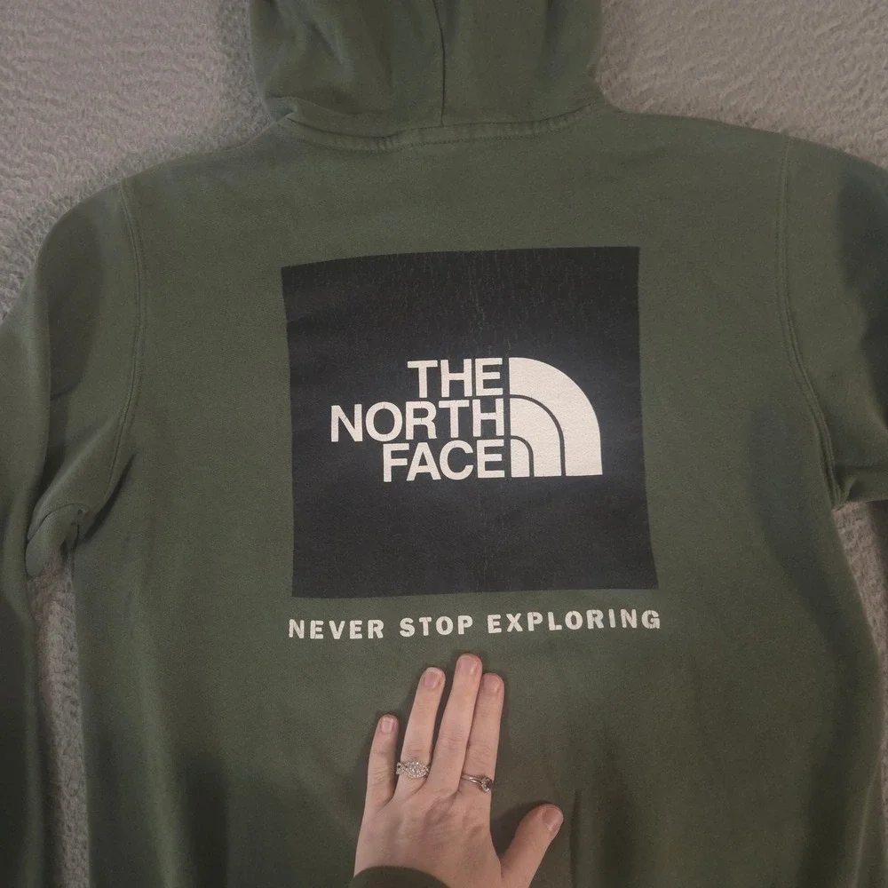 The North Face Hoodie Mens Small Green Box NSE Pullover Cotton Graphic Logo